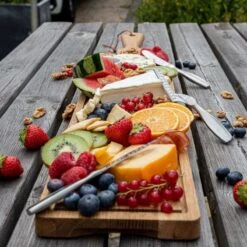 Board Friends Tagliere Da Portata Rettangolare L 60x15cm H2cm In Legno Boska -Peroni Kitchen Negozio board friends tagliere da portata rettangolare l 60cm in legno boska 3