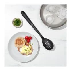 Cucchiaio Forato In Nylon 33cm Oxo Good Grips -Peroni Kitchen Negozio cucchiaio forato in nylon 33cm oxo good grips 2
