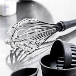 Frusta A Filo In Silicone E Acciaio 35cm Nero Serie PA+Plus Paderno -Peroni Kitchen Negozio frusta in silicone l35cm nero serie paplus paderno 2