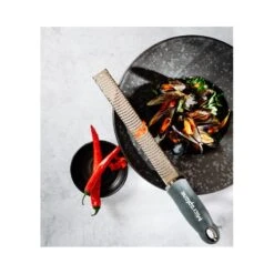 Grattugia Microplane Serie Premium Lama Zester Grigio Antracite 46743 -Peroni Kitchen Negozio grattugia microplane serie premium lama zester antracite 46743 4