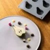 HALF PEAR GG069 Stampo In Silicone 8 Impronte 7,5x5,4cm H2,2cm 50ml Gourmand Foo'd Pavoni