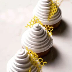 HONEY PATTERN GG067 Tappetino In Silicone Per Decorazioni 30x20cm H3mm Gourmand Pavoni -Peroni Kitchen Negozio honey pattern gg067 tappetino in silicone per decorazioni 30x20cm h3mm gourmand pavoni 2