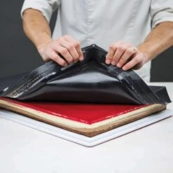 KIT I LOVE LEVELS Stampo In Silicone + Vassoio E Coperchio In Tritan Silikomart -Peroni Kitchen Negozio kit i love levels creazione trasporto ed esposizione 5