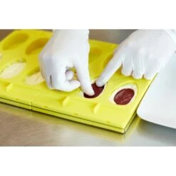 KIT MALIBÙ KITPL01 Stampo Gelato In Silicone 3 Impronte 5,2x9,5cm - 4 Pz + 50 Stecchi E Vassoio Pavogel Pavoni -Peroni Kitchen Negozio kit malibu pl01 stampo gelato in silicone 3 impronte 4 pezzi 50 stecchi vassoio pavogel pavoni 4