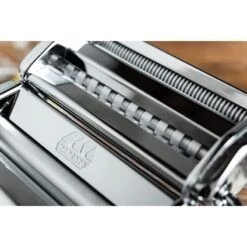 Atlas 150 Classic Macchina Per Pasta Fresca Cromo Marcato -Peroni Kitchen Negozio macchina per la pasta atlas 150 wellness cromo 2