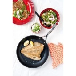 Les Forgèes Padella Bassa 24cm In Alluminio Antiaderente Le Creuset -Peroni Kitchen Negozio padella 24cm in alluminio antiaderente les forgees le creuset 2