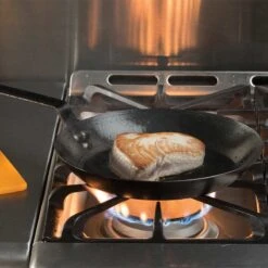 Padella In Lega Di Ferro E Carbonio 26,2cm LDG CRS10 Lodge -Peroni Kitchen Negozio padella 262cm in acciaio di carbonio lodge 2