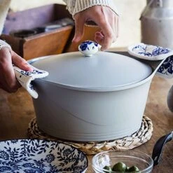 Pomello Per Coperchio In Ceramica A Fiori Blu Per Cocotte Cookut -Peroni Kitchen Negozio pomolo per coperchio in ceramica a fiori blu per cocotte cookut 3