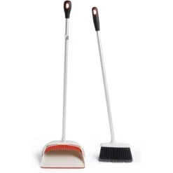 Set Di Pulizia Scopa E Paletta Con Manico Lungo Verticale Oxo Good Grips -Peroni Kitchen Negozio set di pulizia scopa e paletta con manico lungo verticale good grips oxo 3