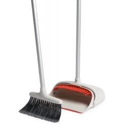 Set Di Pulizia Scopa E Paletta Con Manico Lungo Verticale Oxo Good Grips -Peroni Kitchen Negozio set di pulizia scopa e paletta con manico lungo verticale good grips oxo 5