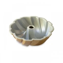 Stampo ANNIVERSARY BRAIDED BUNDT PAN Ø27cm H10,1cm NW95577 12 Cups Nordic Ware -Peroni Kitchen Negozio stampo anniversary braided bundt pan nw95577 nordic ware 12