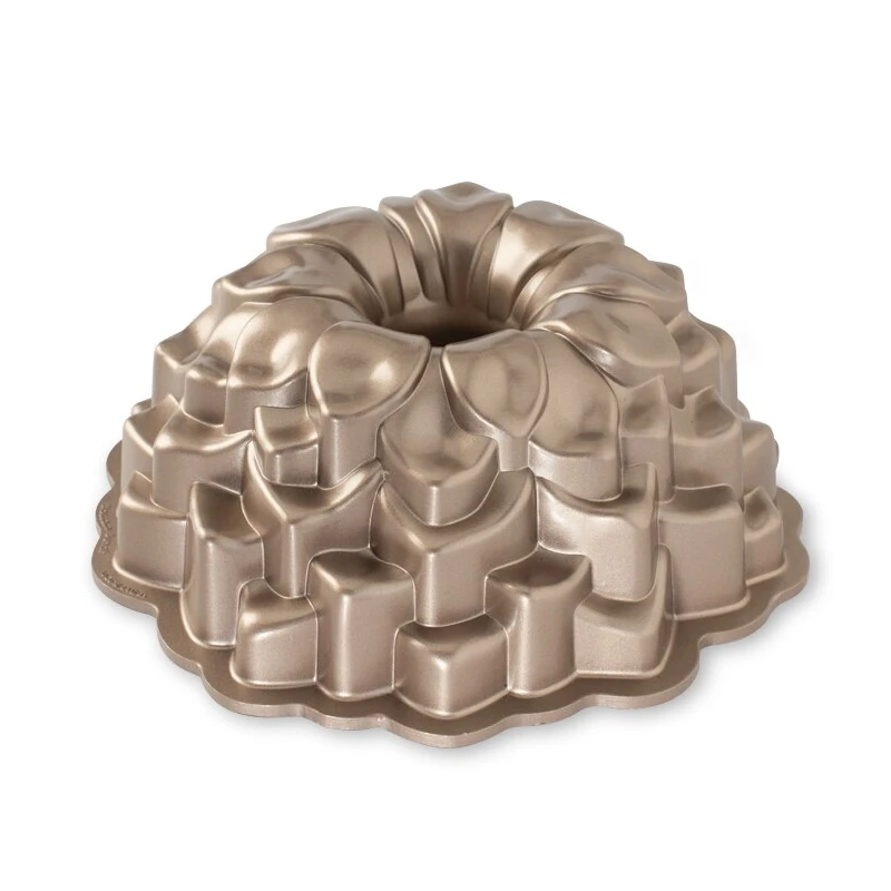 Stampo BLOSSOM BUNDT PAN Ø26,1cm H9,6cm NW87537 Nordic Ware 1 Stampo BLOSSOM BUNDT PAN Ø26,1cm H9,6cm NW87537 Nordic Ware