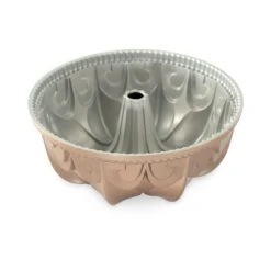 Stampo FLEUR DE LIS BUNDT PAN Ø23,6cm H9,9cm NW53248 Nordic Ware -Peroni Kitchen Negozio stampo bundt fleur de lis nordic ware 3
