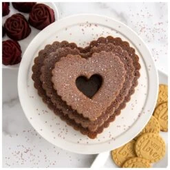 Stampo TIERED HEART BUNDT PAN 26,4x24,3cm H11,4cm NW89937 Nordic Ware -Peroni Kitchen Negozio stampo cuore a piani nordic ware 2