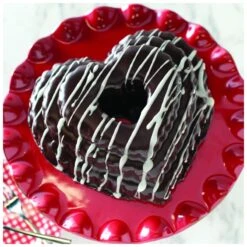 Stampo TIERED HEART BUNDT PAN 26,4x24,3cm H11,4cm NW89937 Nordic Ware -Peroni Kitchen Negozio stampo cuore a piani nordic ware 3