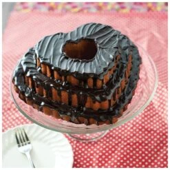 Stampo TIERED HEART BUNDT PAN 26,4x24,3cm H11,4cm NW89937 Nordic Ware -Peroni Kitchen Negozio stampo cuore a piani nordic ware 4
