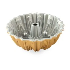 Stampo CUT CRYSTAL BUNDT PAN Ø25cm H9,6cm NW92877 Nordic Ware 8 Stampo CUT CRYSTAL BUNDT PAN Ø25cm H9,6cm NW92877 Nordic Ware -Peroni Kitchen Negozio stampo cut crystal bundt pan 3