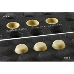 AIRPLUS 16 ROUND 40x30 Stampo In Silicone Microforato 20 Impronte Ø5cm H1,6cm Silikomart -Peroni Kitchen Negozio stampo in silicone microforato 30x40 airplus 16 round 20 impronte silikomart 4