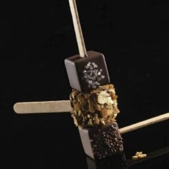 MINI KUBE01 Stampo Gelato In Silicone 15 Impronte 2x2cm H2cm - 2 Pz + 50 Stecche E Vassoio Silikomart -Peroni Kitchen Negozio stampo professional mini kube 3