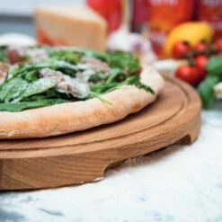 Pizza Board Friends Tagliere Per Pizza Rotondo L Ø34cm In Legno Boska -Peroni Kitchen Negozio tagliere ppizza tdoquercia cm34 3