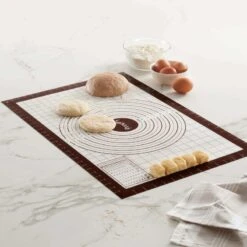 Lekue Tappetino Da Pasticceria Antiaderente In Silicone 60x40cm Lekuè -Peroni Kitchen Negozio tappetino da pasticceria antiaderente in silicone 60x40cm lekue 8