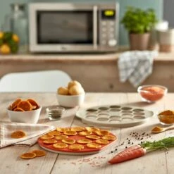 Lekue Veggie Snacks Maker 18 Impronte Set 3 Pz. Lékué -Peroni Kitchen Negozio veggie snacks maker 18 impronte set 3 pz lekue 7