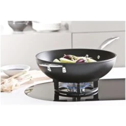 Les Forgèes Wok 26cm 1M+1 In Alluminio Antiaderente Le Creuset -Peroni Kitchen Negozio wok o26cm in alluminio antiaderente les forgees le creuset 4