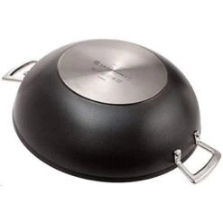 Les Forgèes Wok 28cm 2M In Alluminio Antiaderente Le Creuset -Peroni Kitchen Negozio wok o28cm in alluminio antiaderente les forgees le creuset 1