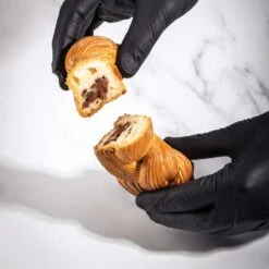 Fascia Microforata Inox Mezzaluna 15,7x5cm H4,5cm Per Viennoiserie XF56 Pavoni 5 Fascia Microforata Inox Mezzaluna 15,7x5cm H4,5cm Per Viennoiserie XF56 Pavoni -Peroni Kitchen Negozio xf56 pavoni fascia microforata mezzaluna per viennoiserie 2